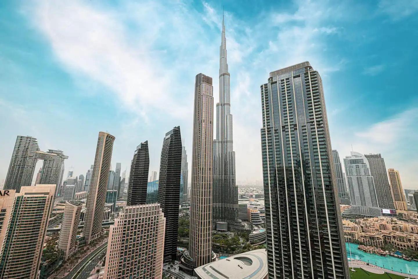 Apartment Burj Crown - New Sky High, Near Burj Khalifa, Boulevard View, Opposite Mall