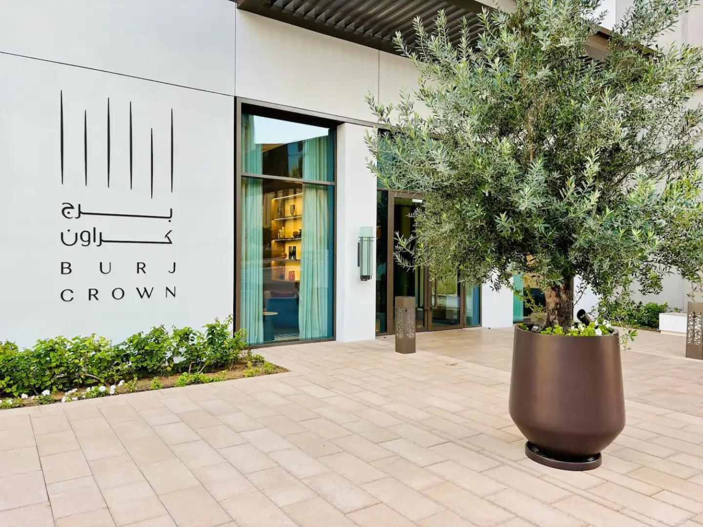 Burj Crown - New Sky High, Near Burj Khalifa, Boulevard View, Opposite Mall Apartment Dubai